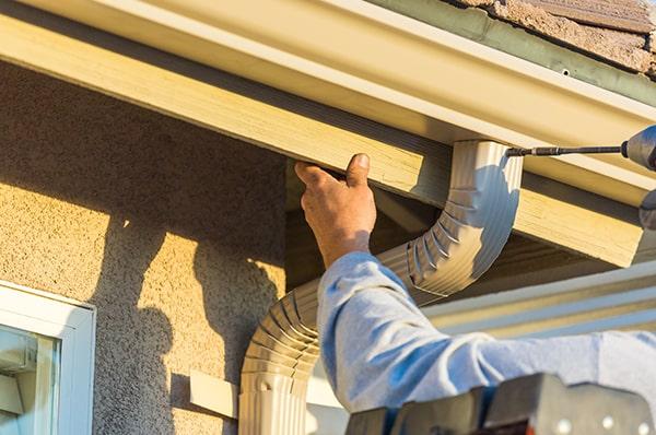 gutter installation specializes in seamless aluminum gutters